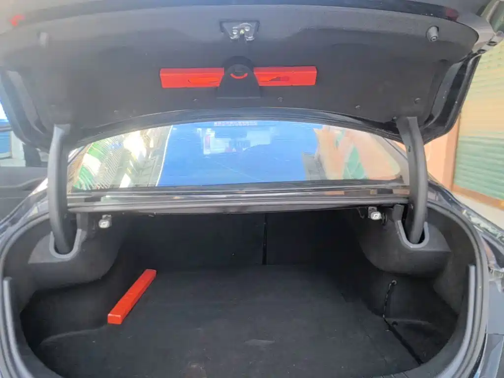 Hongqi H5 2018 2018 30TD Smart Connect Agile Edition