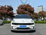 Фото 1 - Lynk & Co 03