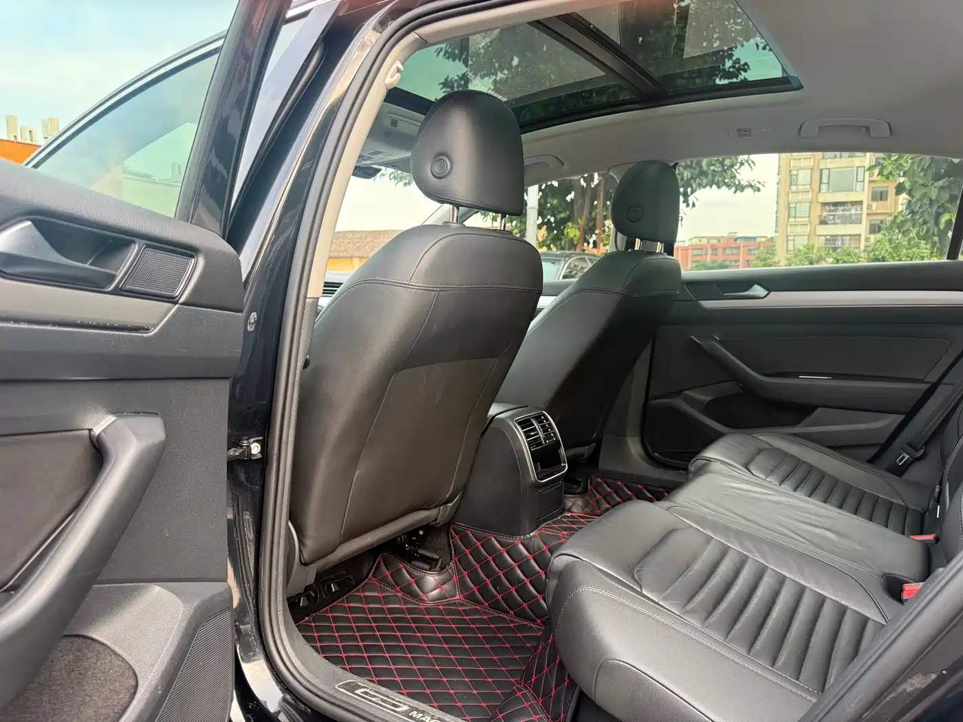 Volkswagen Magotan 2018 280TSI DSG Comfort фото 5