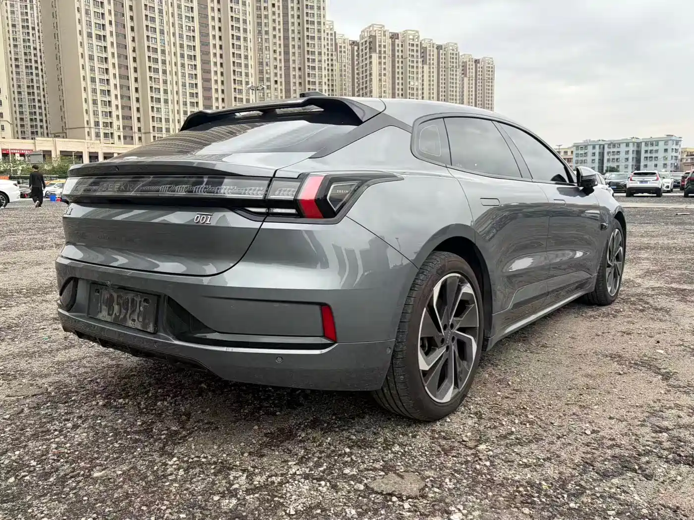 ZEEKR EXTREME KRYPTON 001