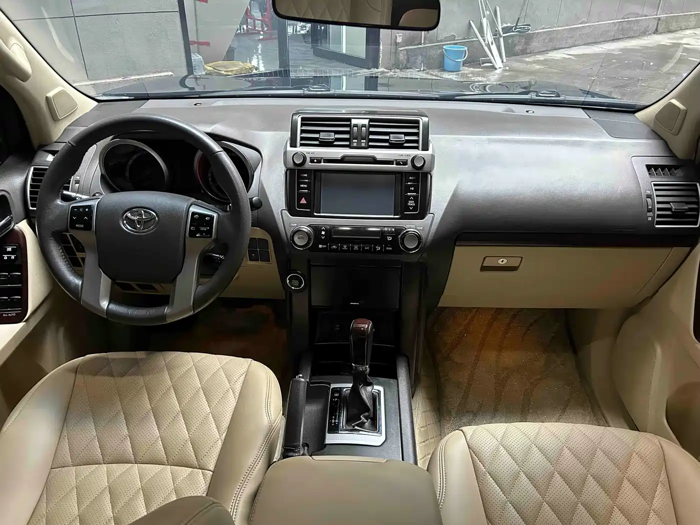 Toyota Prado 2016 3.5L Auto TX-L фото 18