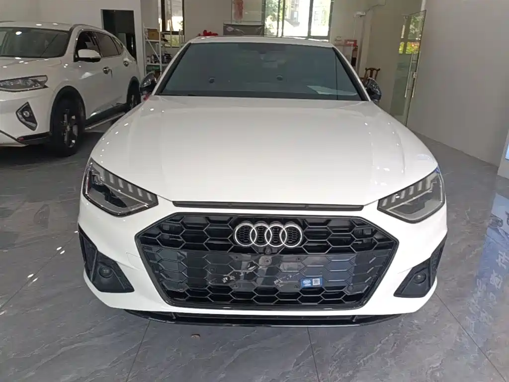 Audi A4L 2024 40 TFSI Luxury Dynamic фото 3