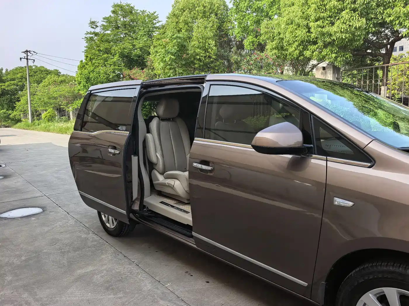 Buick GL8 2018 28T Premium Model China VI фото 22