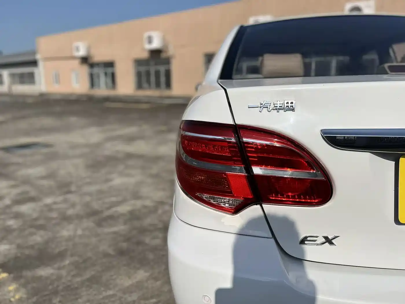 Toyota Corolla 2013 1.6L Automatic Luxury фото 18