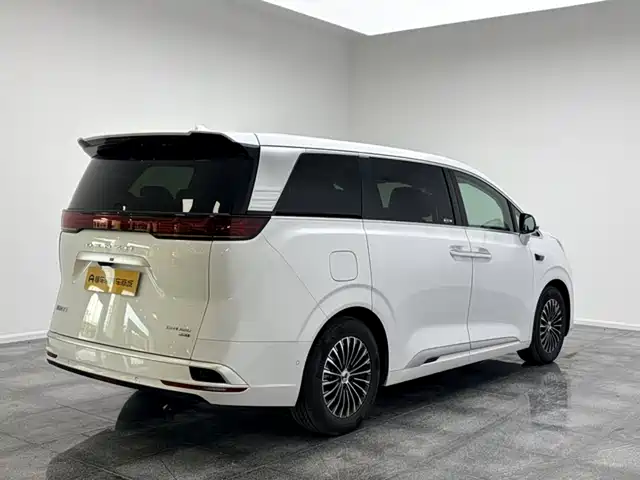 Denza D9 2025 DM-i Smart Drive Edition 1020 AWD Prestige — фото 4