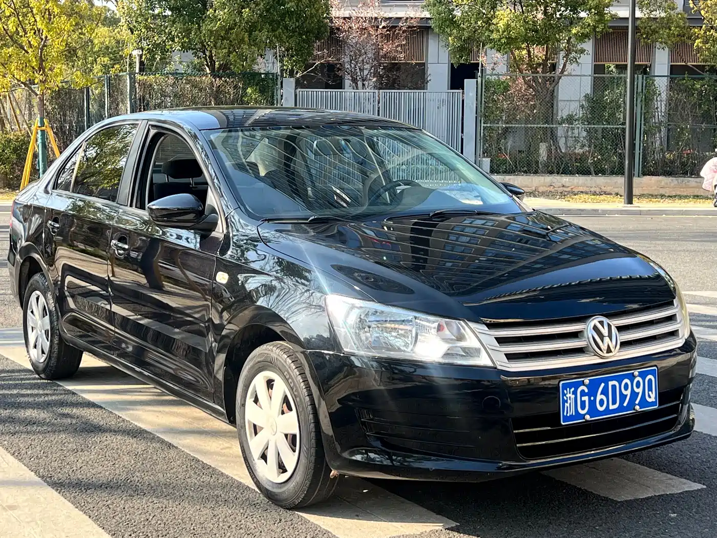 Volkswagen Santana 2013 1.6L Manual Trend Edition фото 3