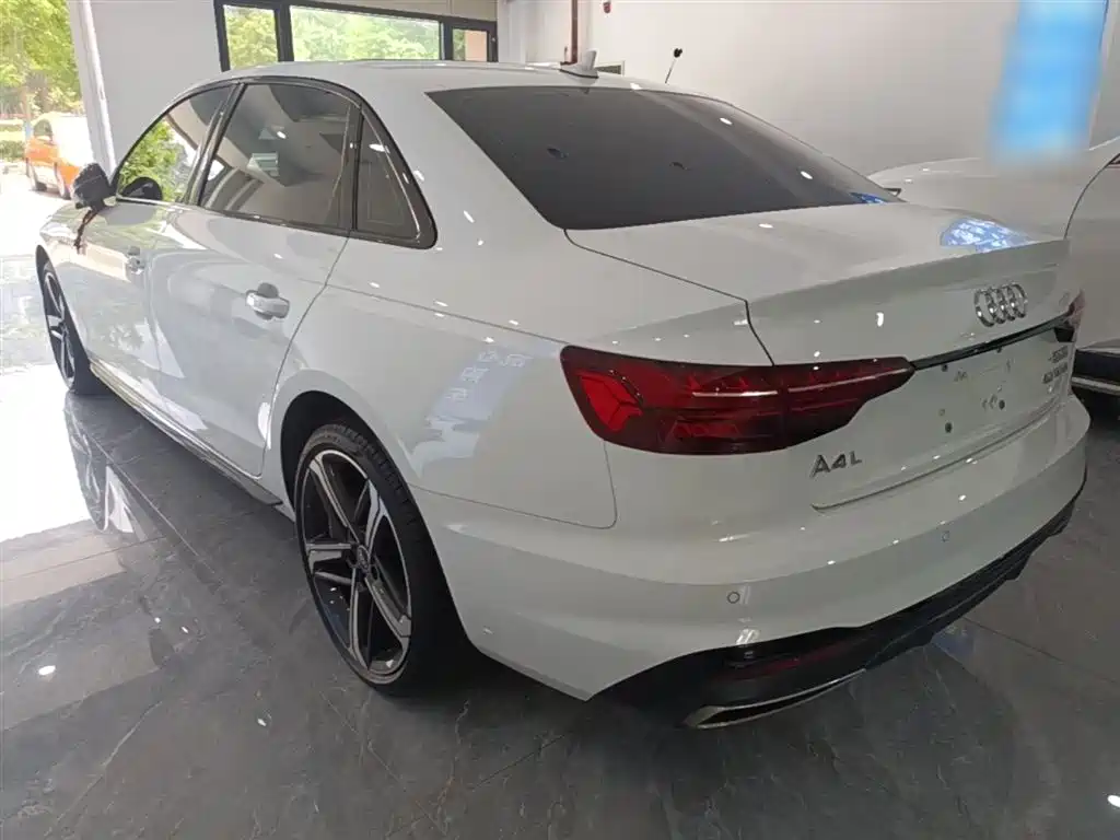 Audi A4L 2024 40 TFSI Luxury Dynamic фото 5