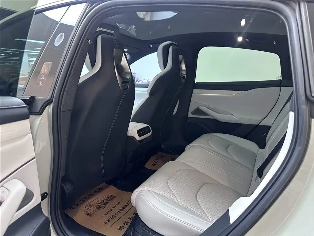 Xiaomi Auto Xiaomi SU7 2024 RWD Ultra Long Range Advanced Smart Driving Pro Edition фото 4