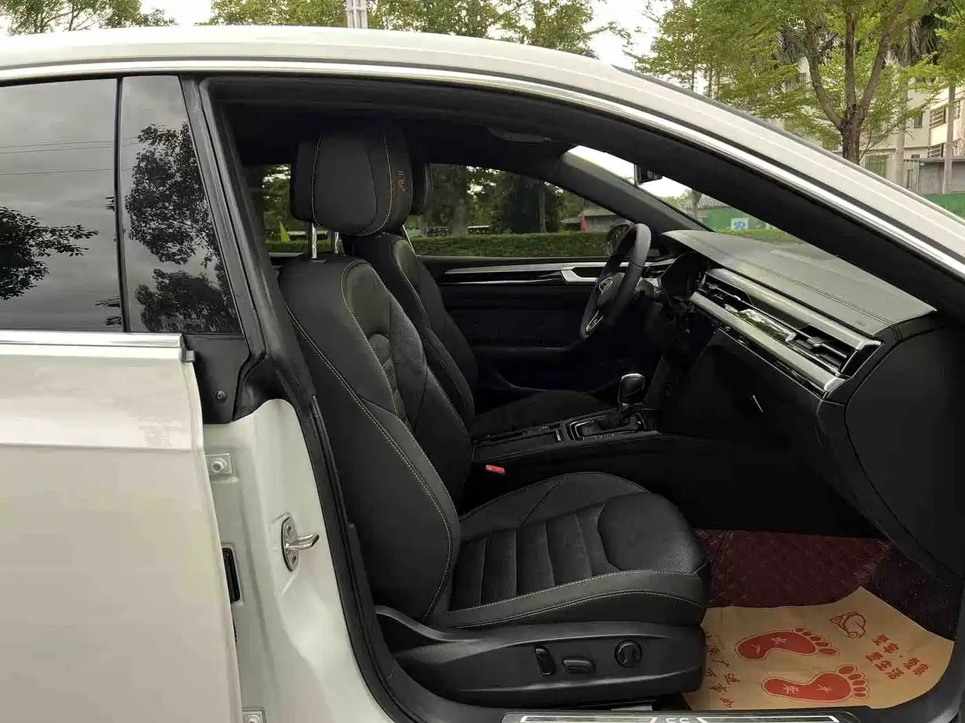 Volkswagen FAW-Volkswagen CC 2021 380TSI Eye-catching Edition фото 9