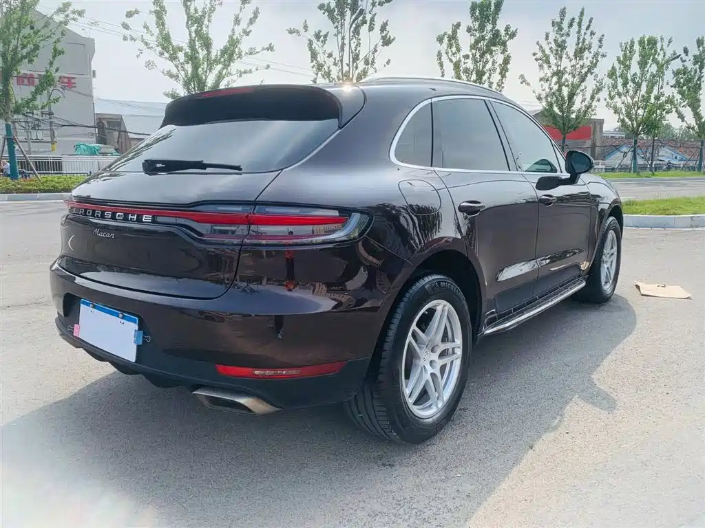 Porsche Macan 2018 Macan 2.0T фото 9