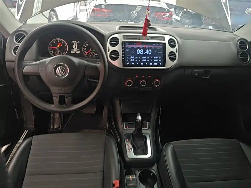 Volkswagen Tiguan 2016 Model 300TSI Automatic 2WD Trend Edition фото 10