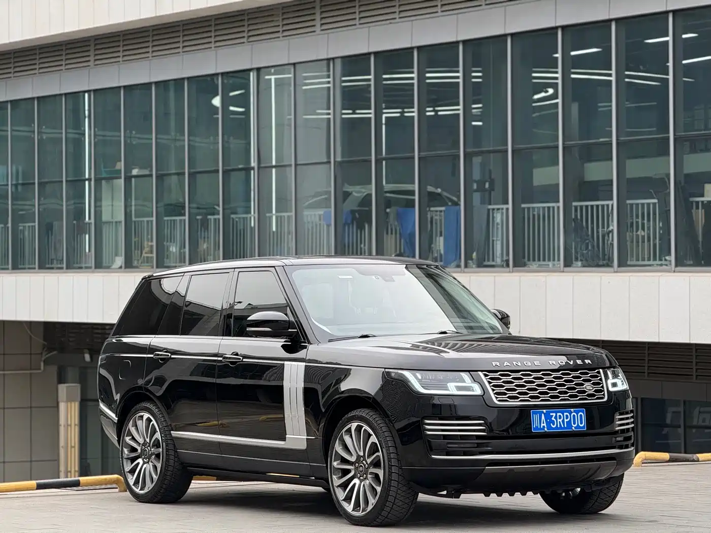 Land Rover Range Rover 2013 5.0 SC V8 Vogue SE фото 9