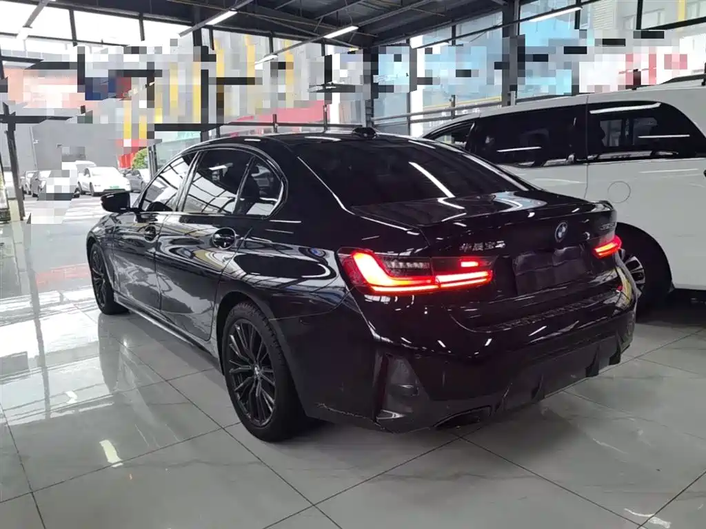 BMW 3 Series 2023 325Li M Sport Black Night Package фото 5