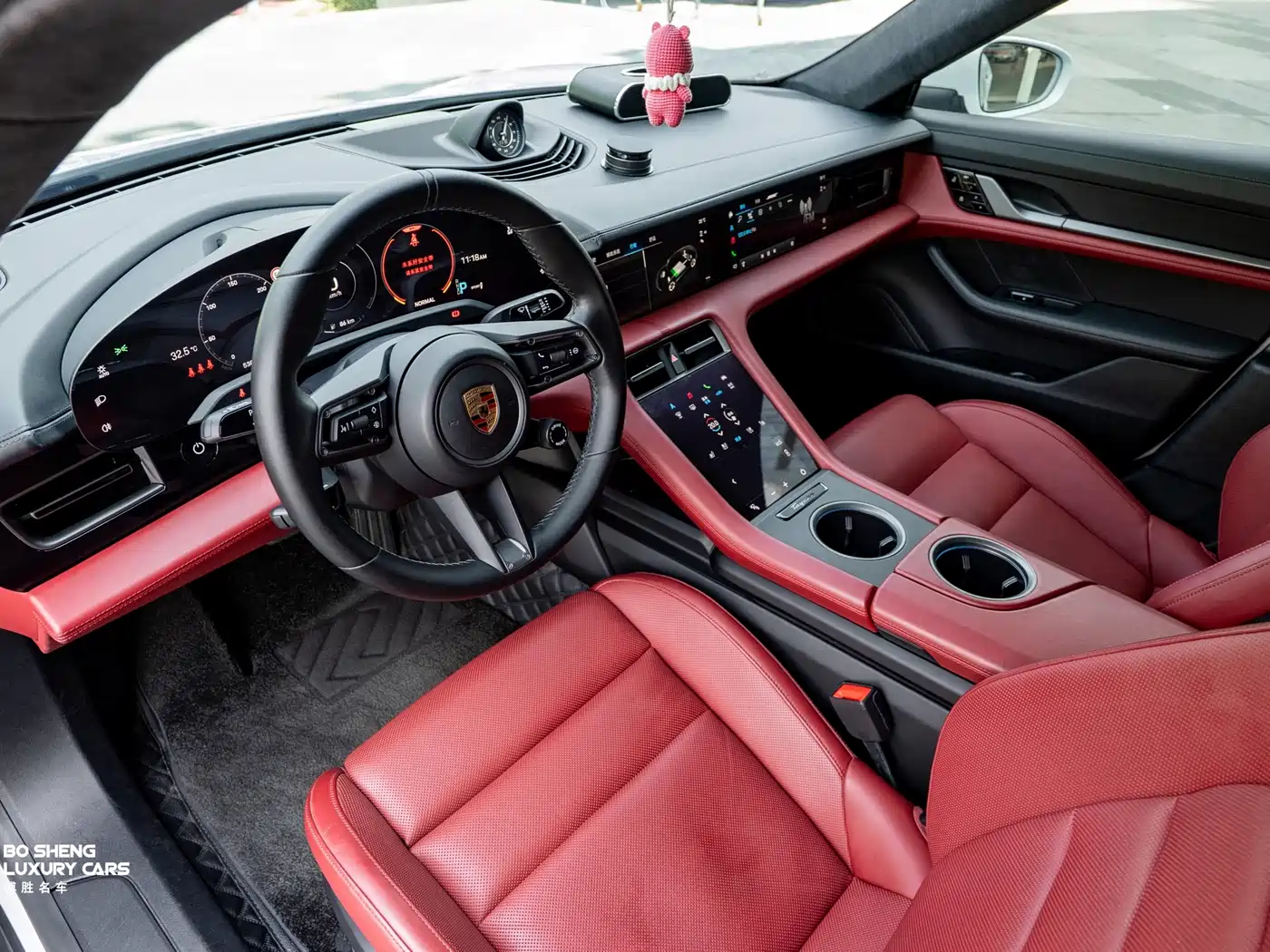 Porsche Taycan 2021 2020 Taycan