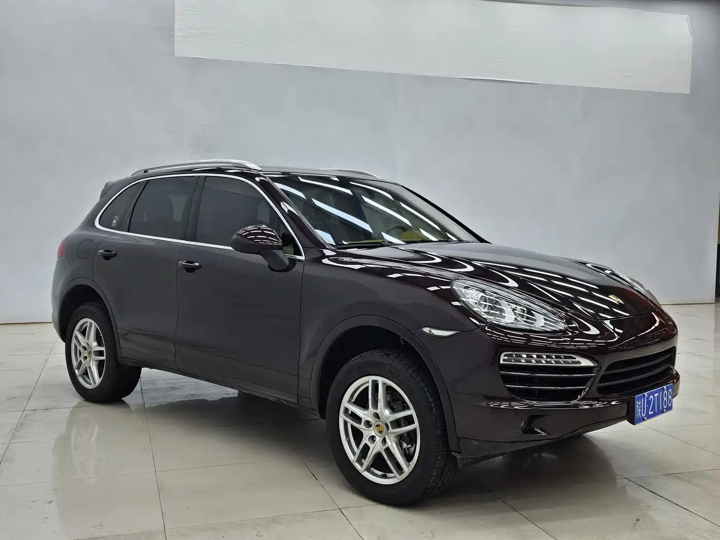 Porsche Cayenne 2014 Cayenne Platinum Edition 3.0T фото 8