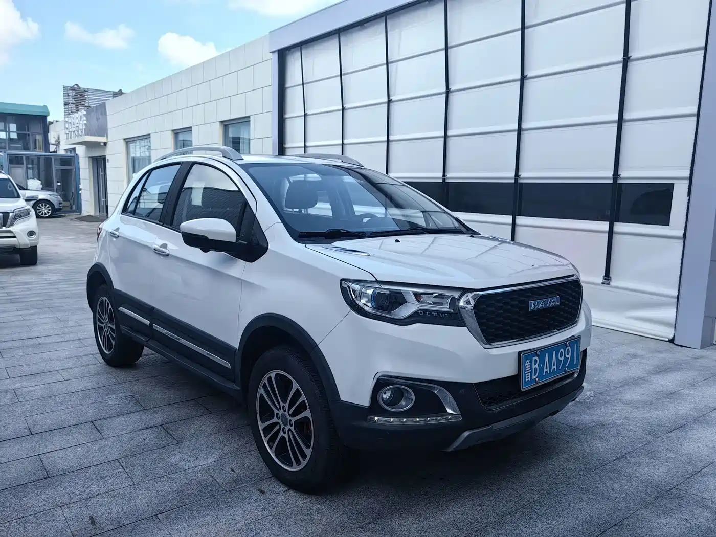 Фото 3 - Haval H1