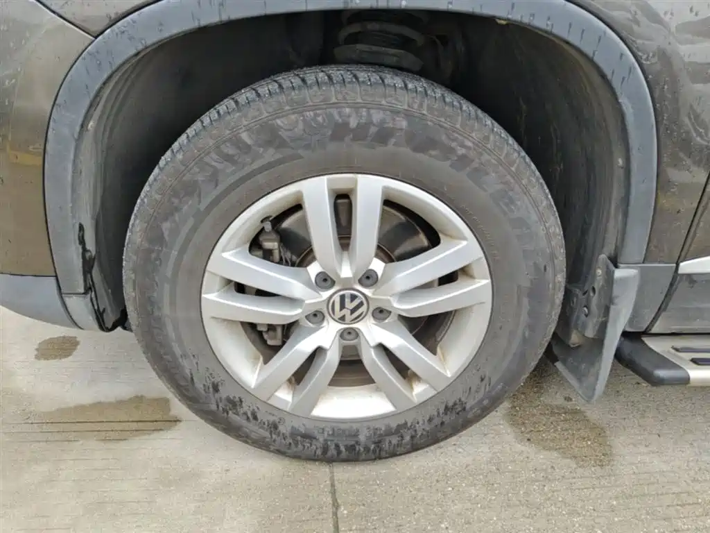 Volkswagen Tiguan 2015 1.8TSI Automatic 2WD Trendline фото 23