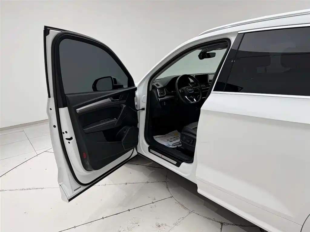 Audi Q5L 2020 45 TFSI Exclusive Fashion фото 13