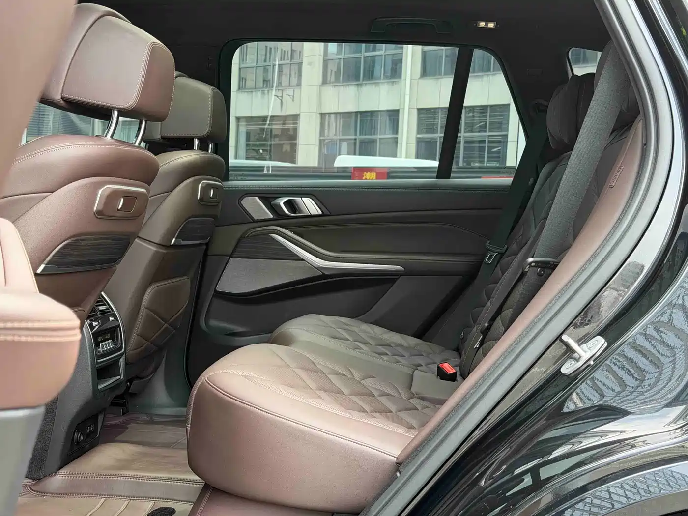 BMW X5 2023 xDrive 40Li M Sport Black Night Package фото 6