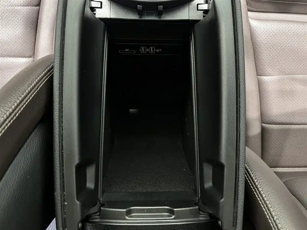 Mercedes-Benz GLC 2019 GLC 260 L 4MATIC Dynamic фото 18