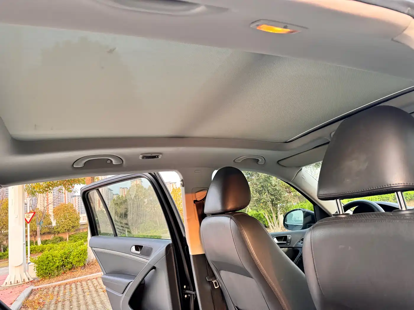 Volkswagen Tiguan 2015 1.8TSI Automatic 4WD Highline фото 19