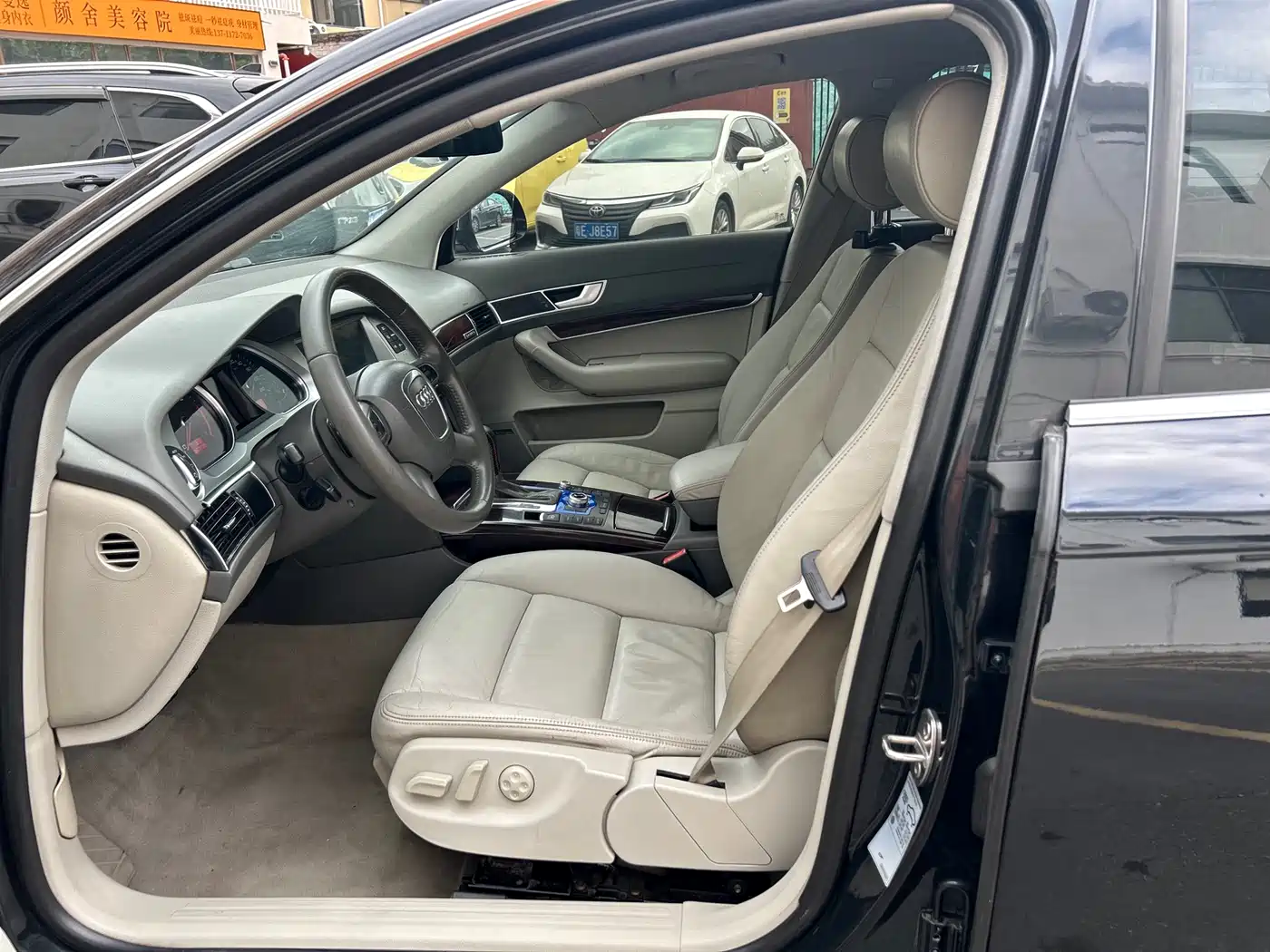 Audi A6L 2010 2.7 TDI фото 11