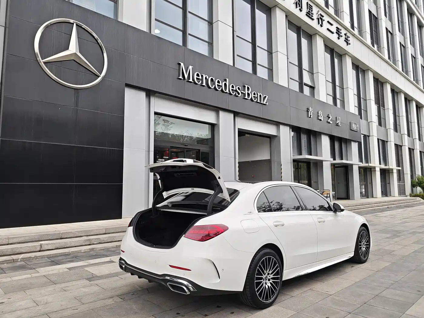 Mercedes-Benz C-Class 2024 C 260 L Sport фото 13