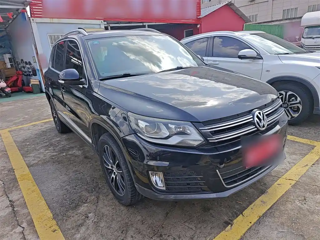 Volkswagen Tiguan 2015 1.8TSI Automatic 2WD Highline фото 4