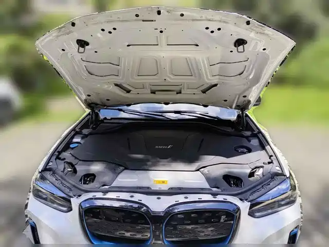 BMW iX3 2022 Innovation Leader — фото 3