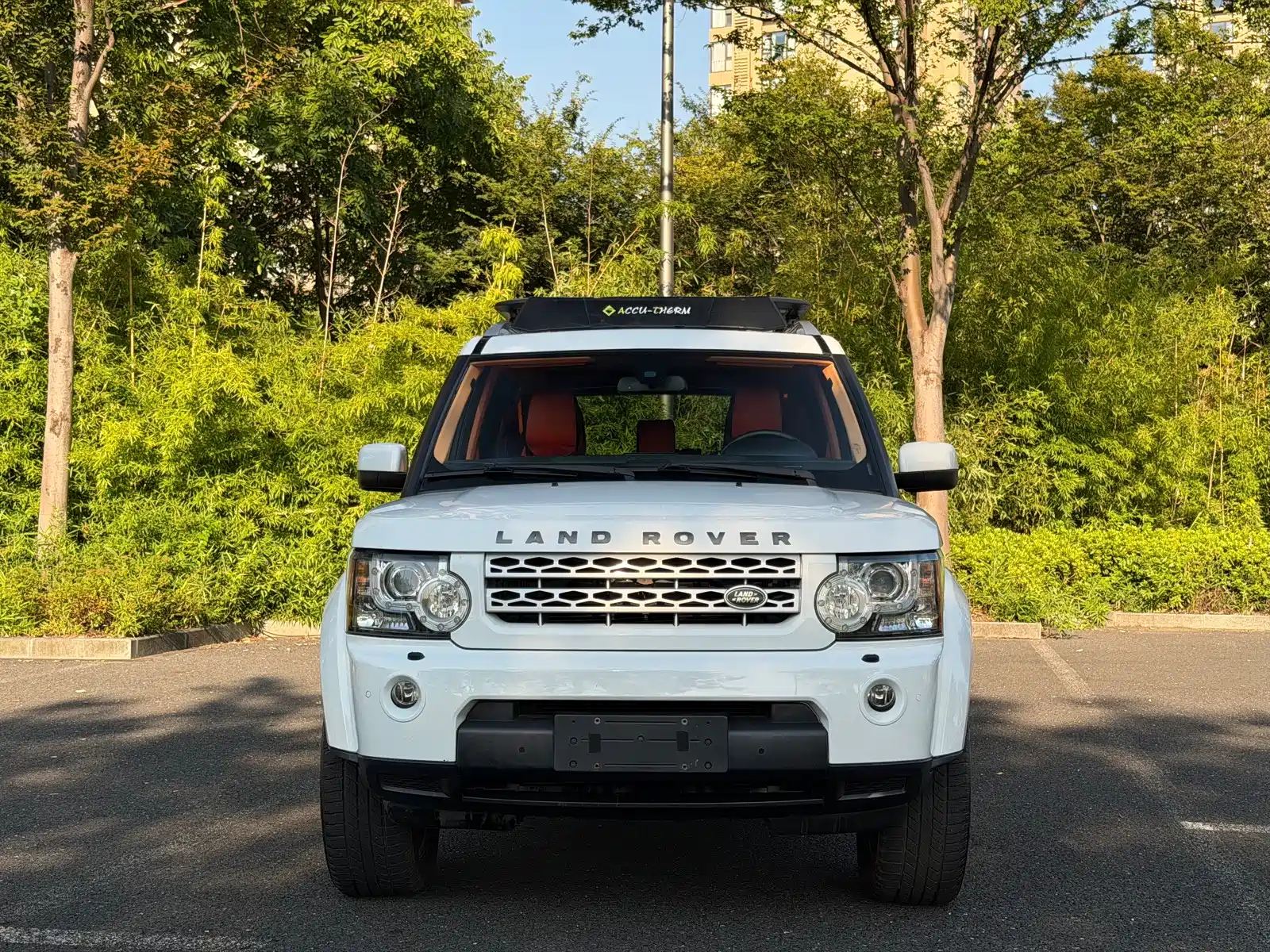 Фото 2 - Land Rover Discovery