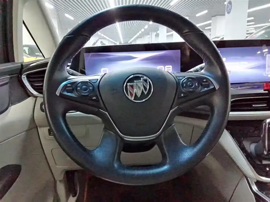BUICK GL8