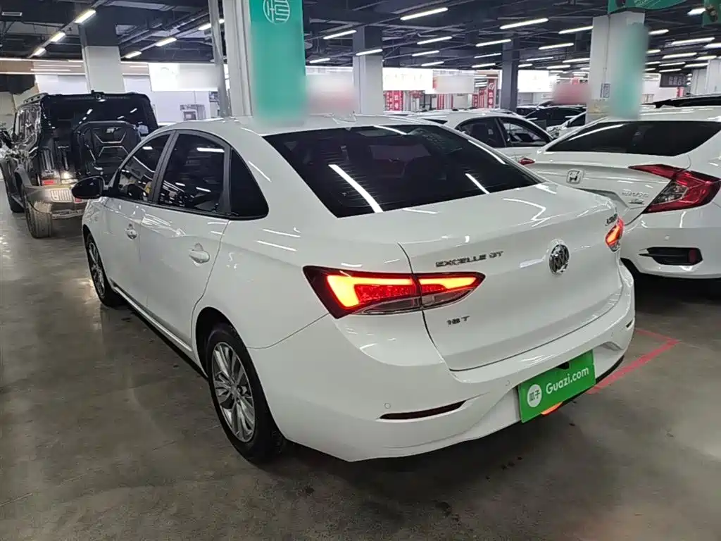 Buick Excelle 2018 18T Automatic Elite фото 5