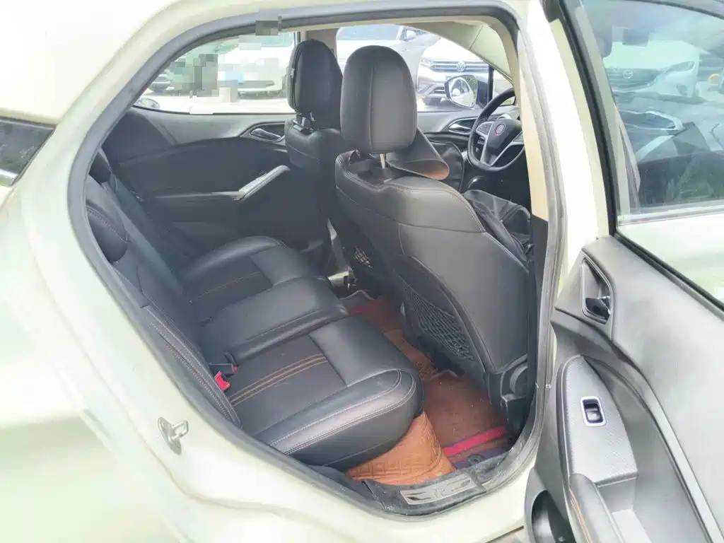 BYD Yuan 2017 2016 1.5L Automatic Luxury