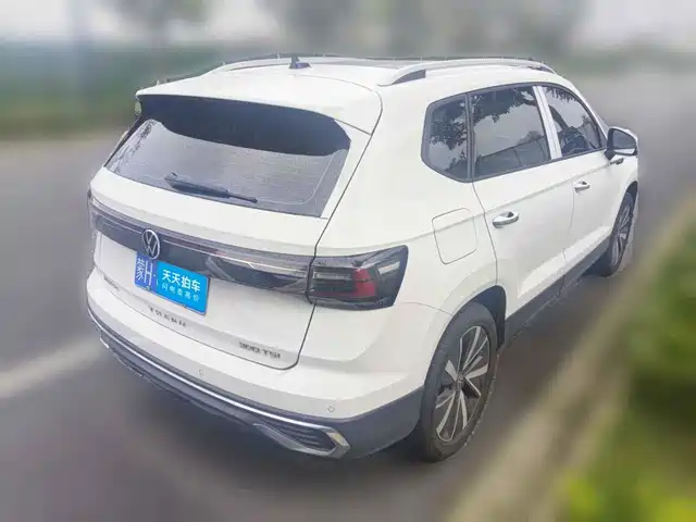 Volkswagen Tharu 2023 300TSI 2WD Bright Moon Edition — фото 2