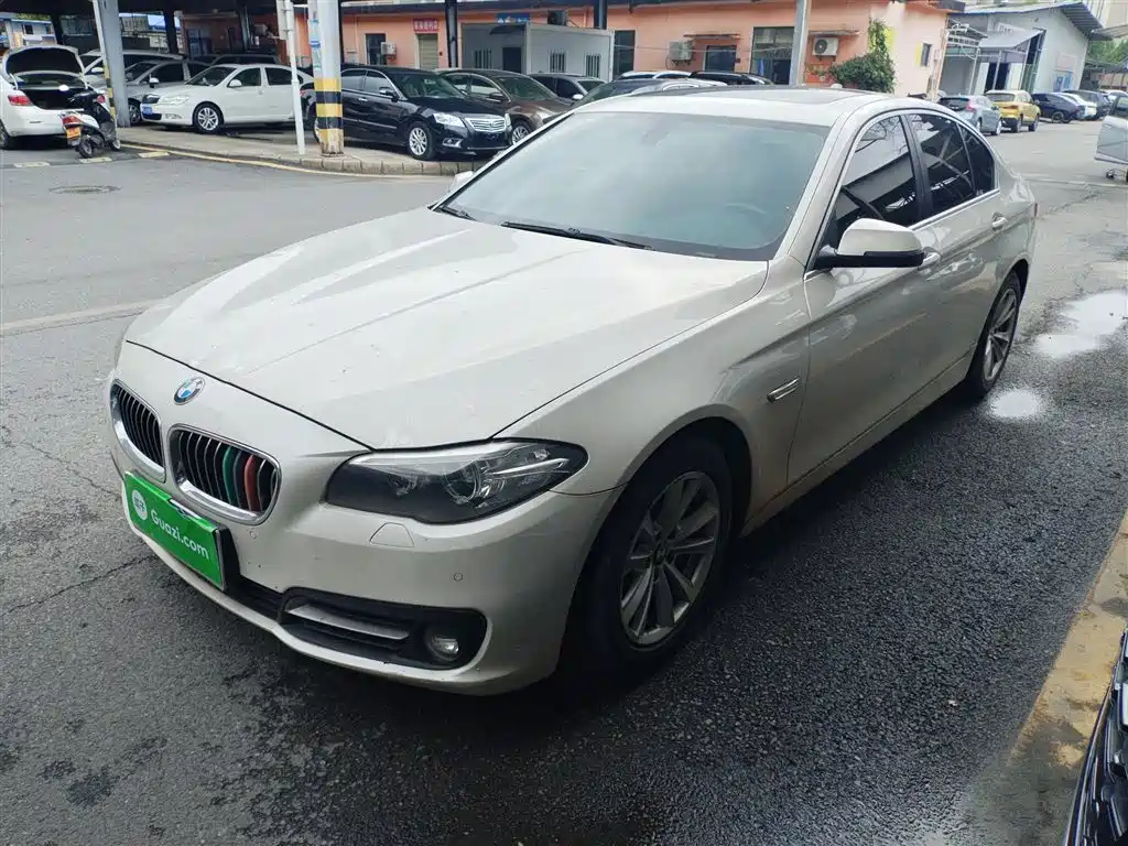 BMW 5 Series (Import) 2014 520i Classic