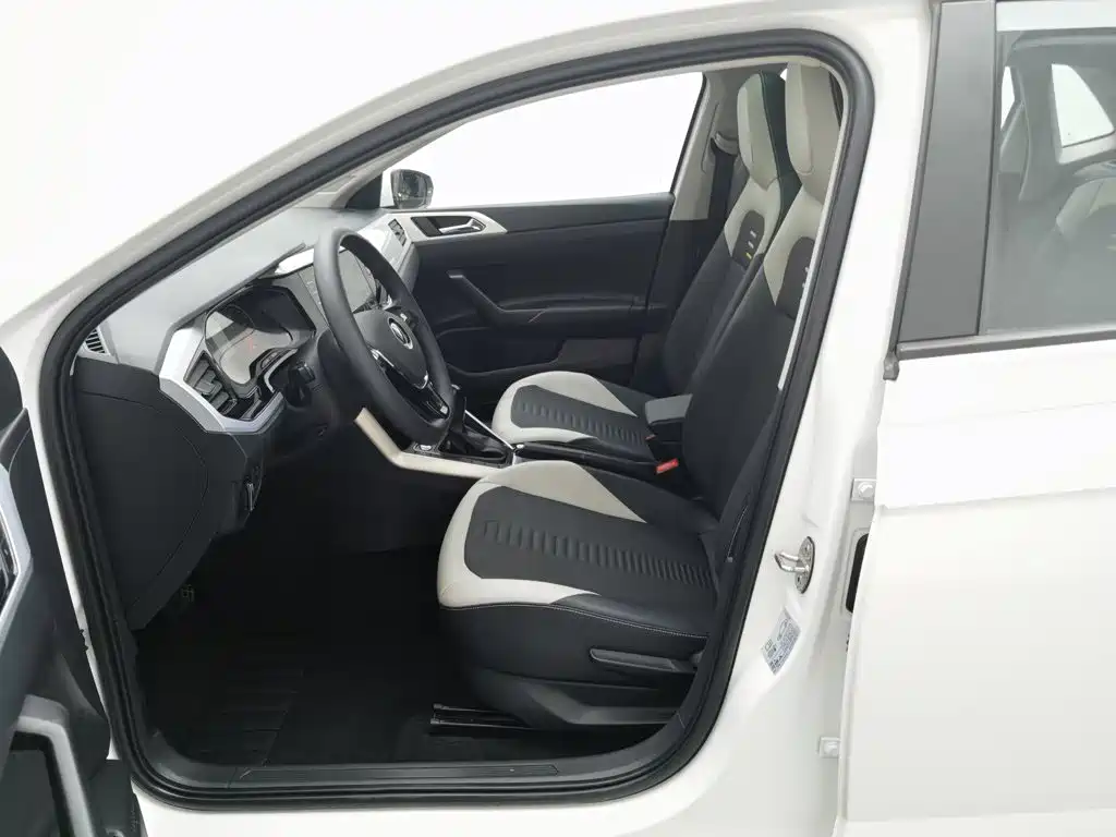 Volkswagen Polo 2021 2021 Plus 1.5L Automatic Colorful Tech Edition