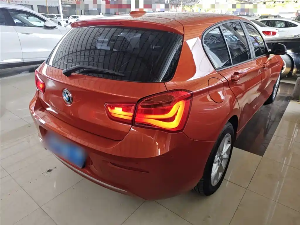BMW 1 Series (Import) 2015 118i Urban Design Package фото 5