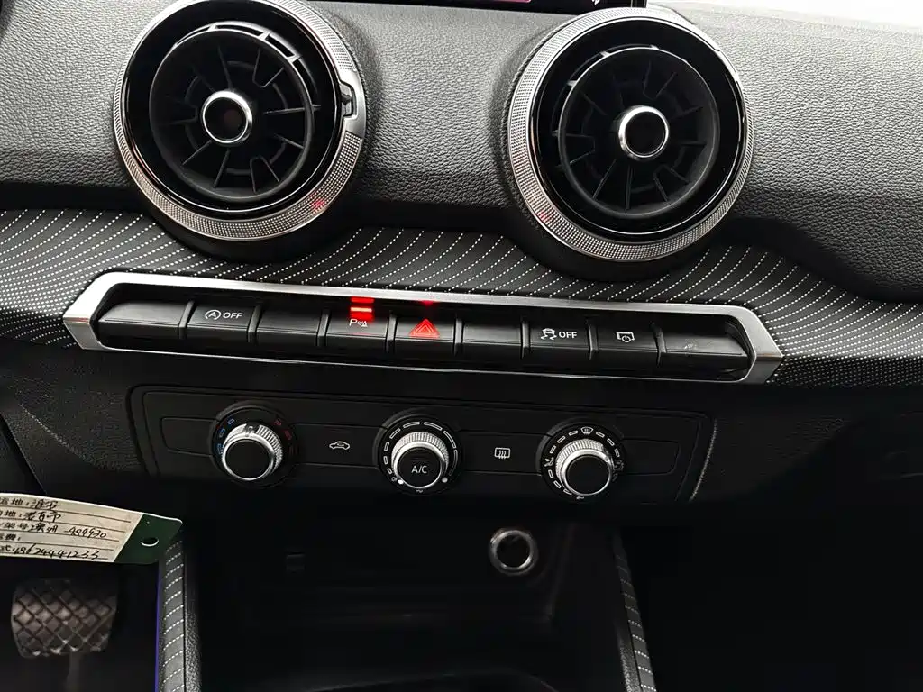 Audi Q2L 2022 35 TFSI Progressive Dynamic фото 15