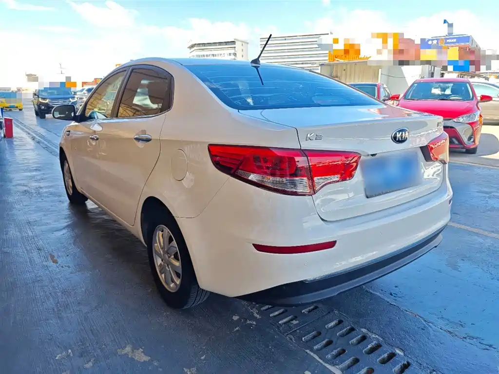 Kia K2 2015 Sedan 1.4L MT GLS фото 5