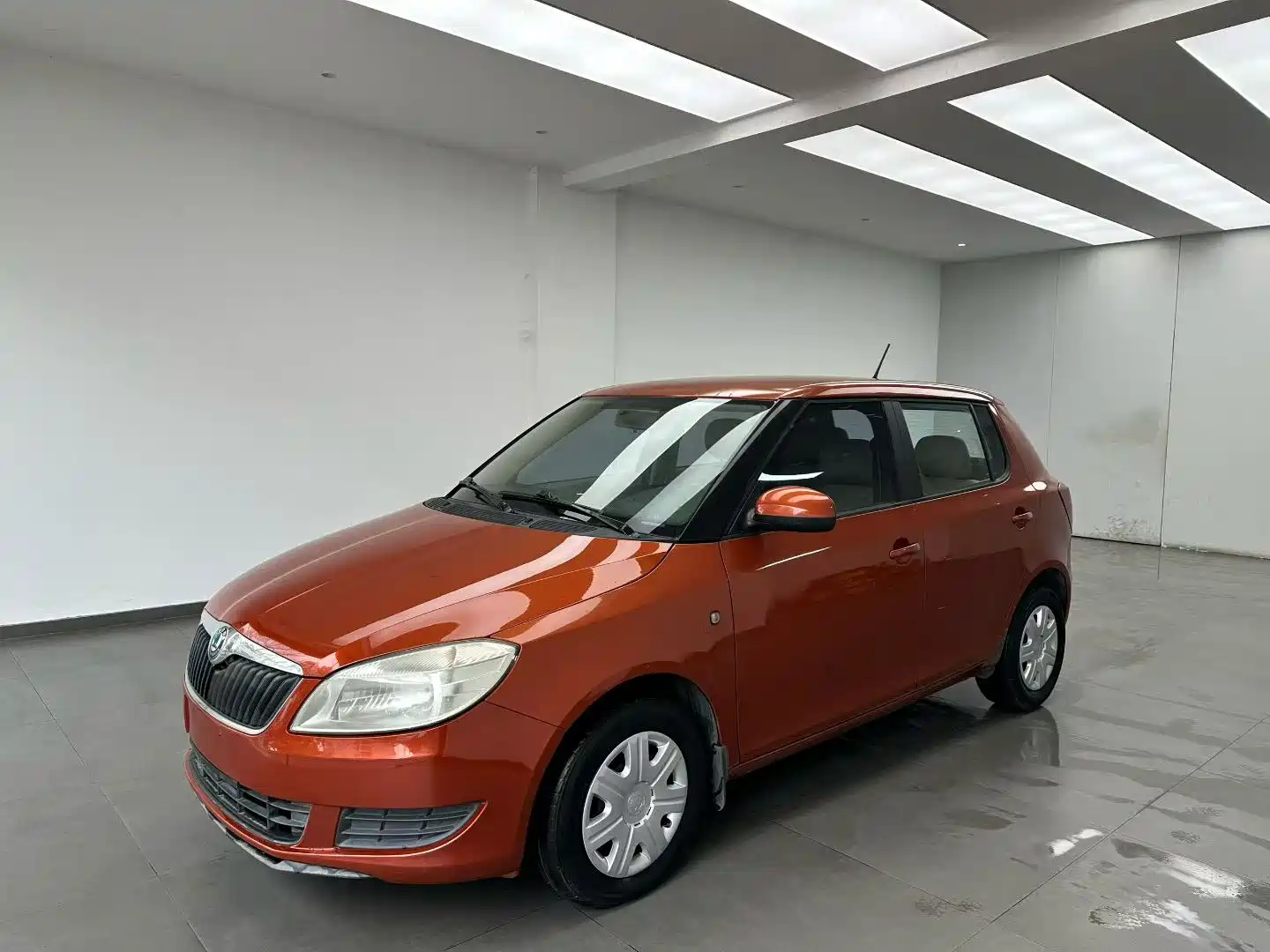 صورة 1 - Škoda Fabia