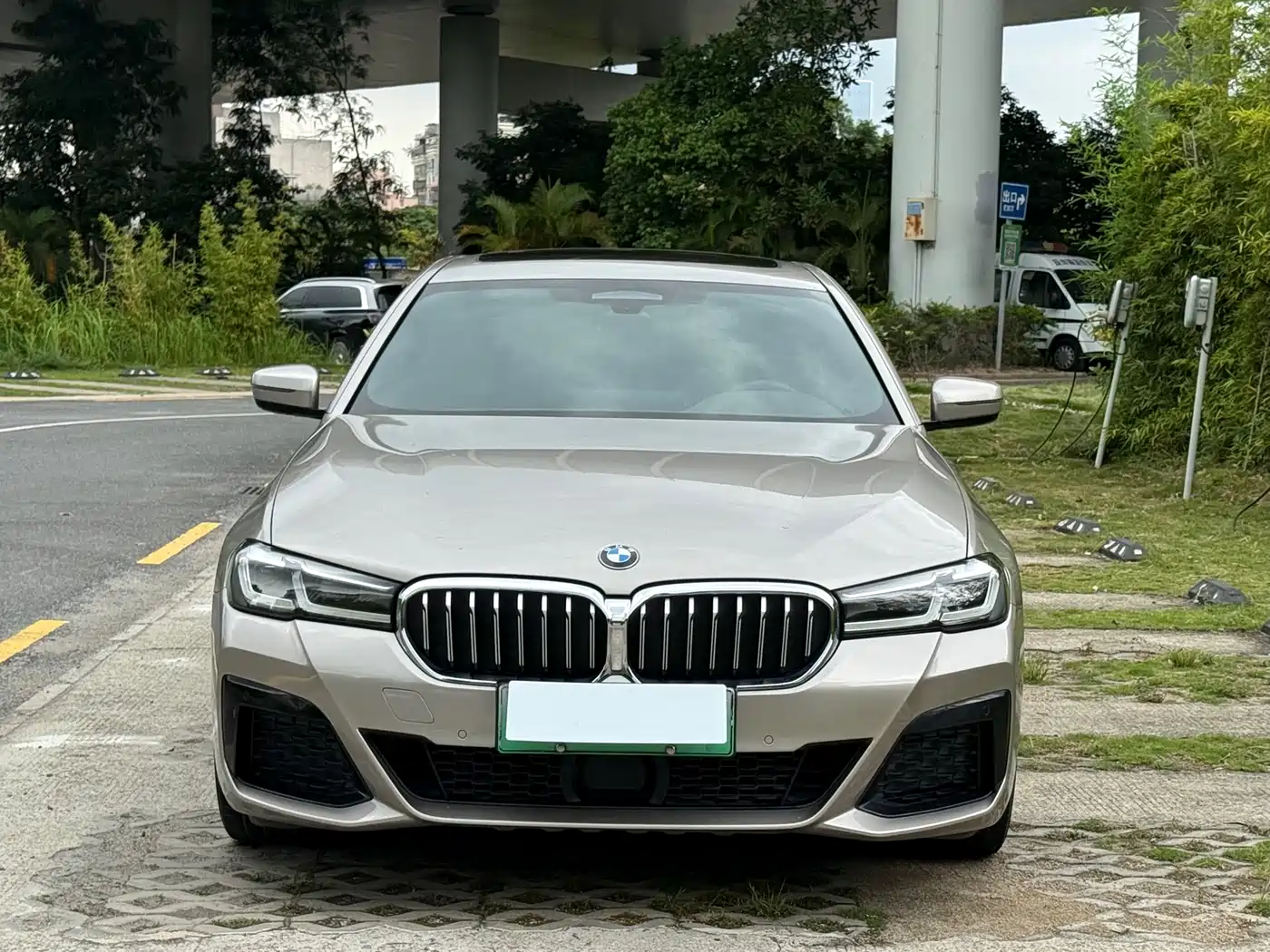 BMW 5 SERIES NEW ENERGY