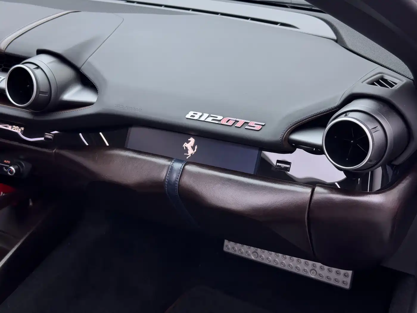 Ferrari 812 2023 2020 6.5L GTS