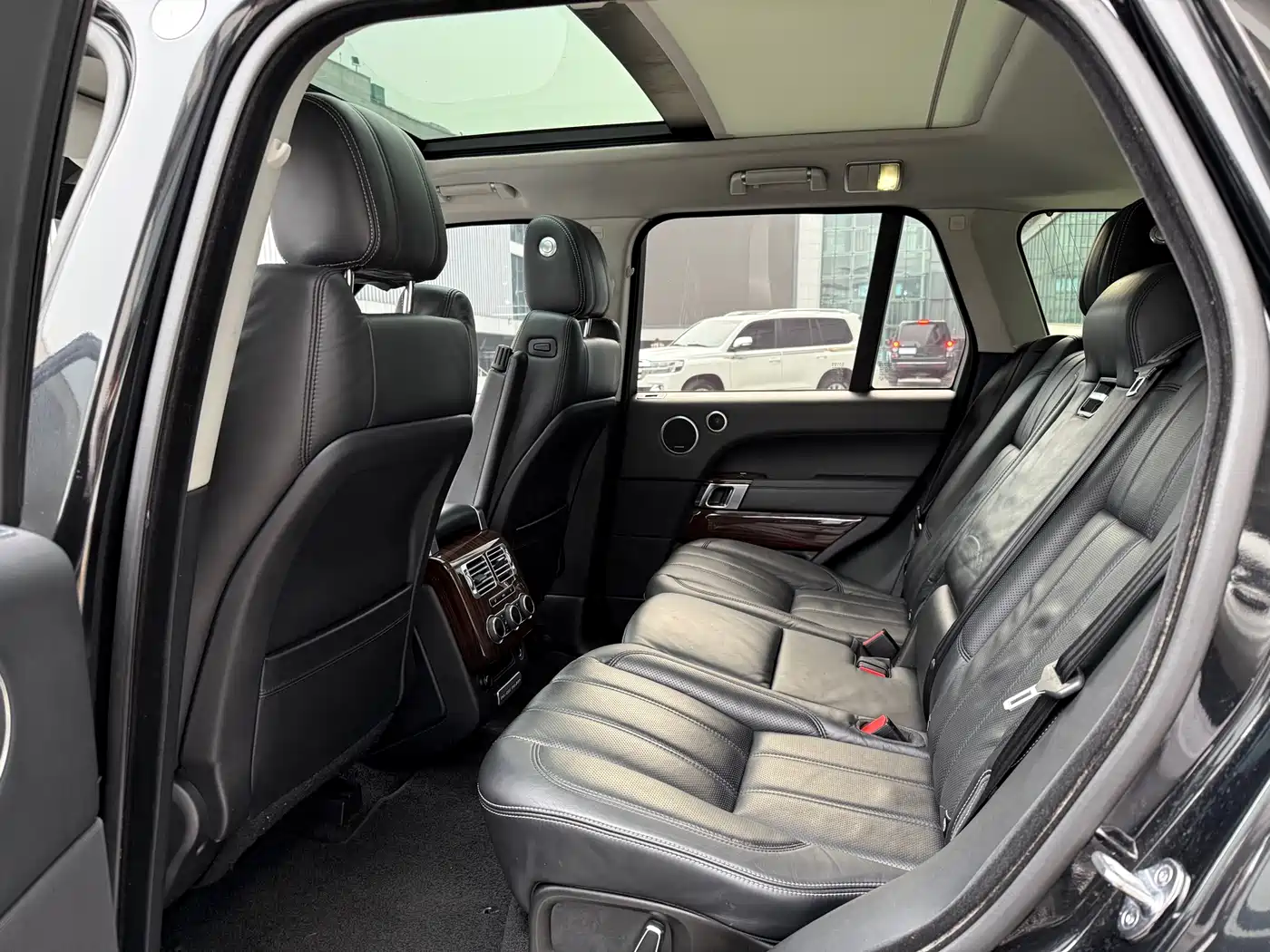Land Rover Range Rover 2013 5.0 SC V8 Vogue SE фото 17