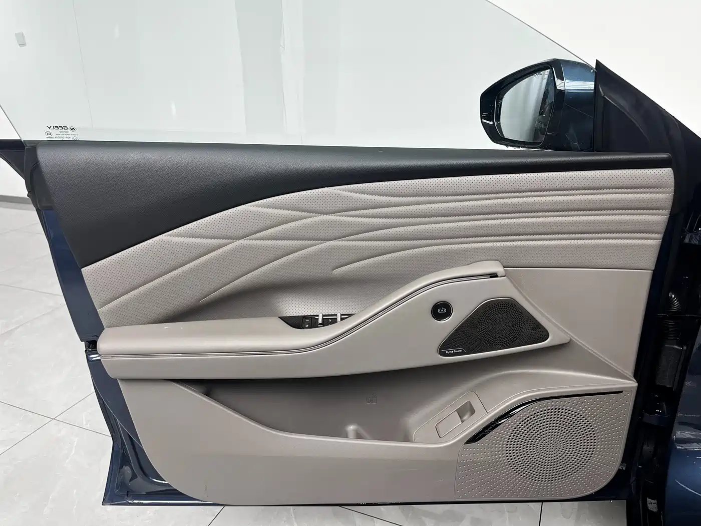 Geely Galaxy Galaxy Xingyao 8 2025 130km EM-P Starship Edition фото 14
