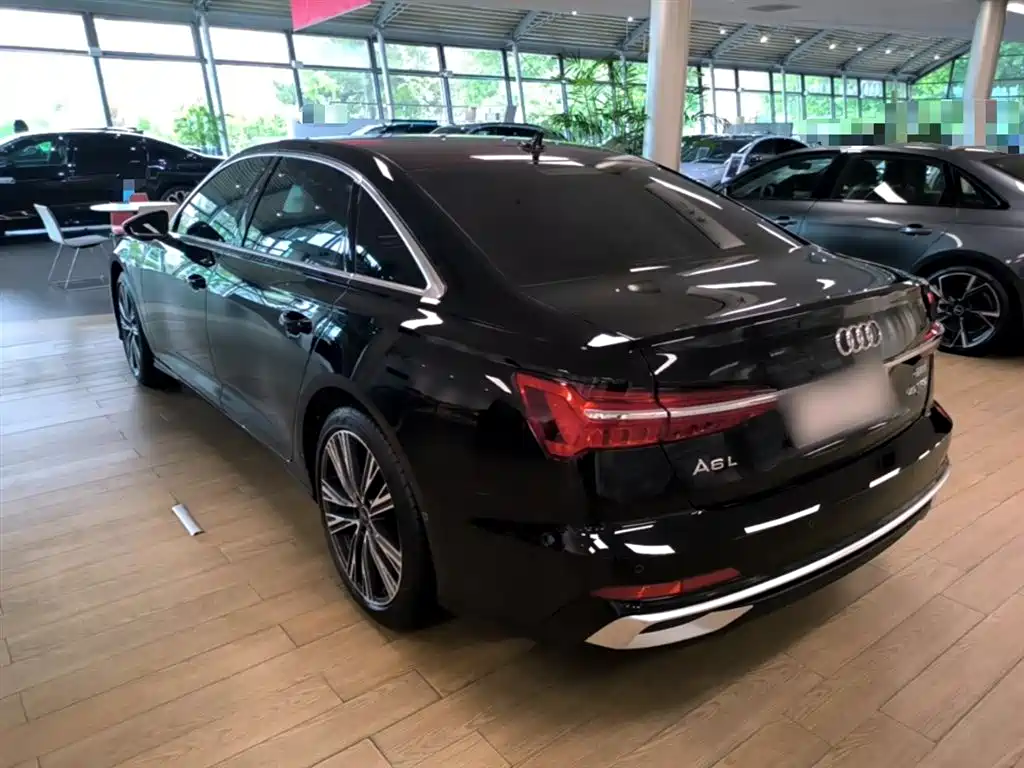 Audi A6L 2025 45 TFSI quattro Premium Sport фото 5