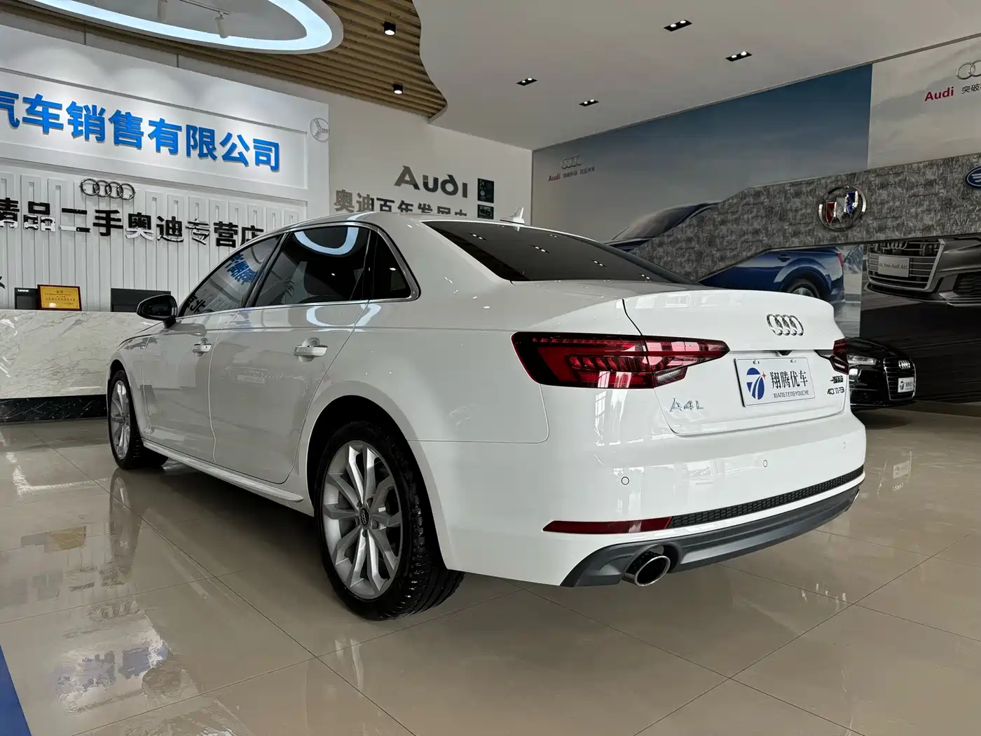 Audi A4L 2018 30th Anniversary 40 TFSI Fashion фото 6