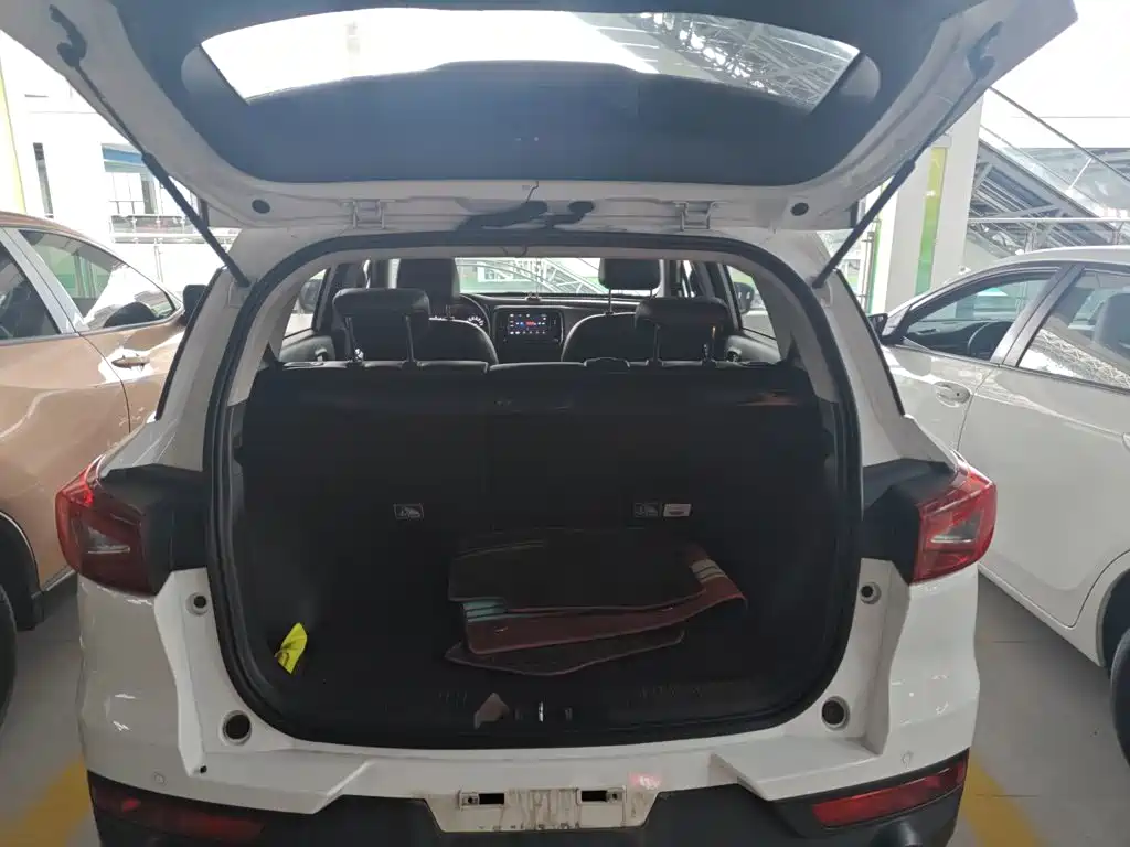 GAC Trumpchi Trumpchi GS3 2018 2017 150N Automatic Elite