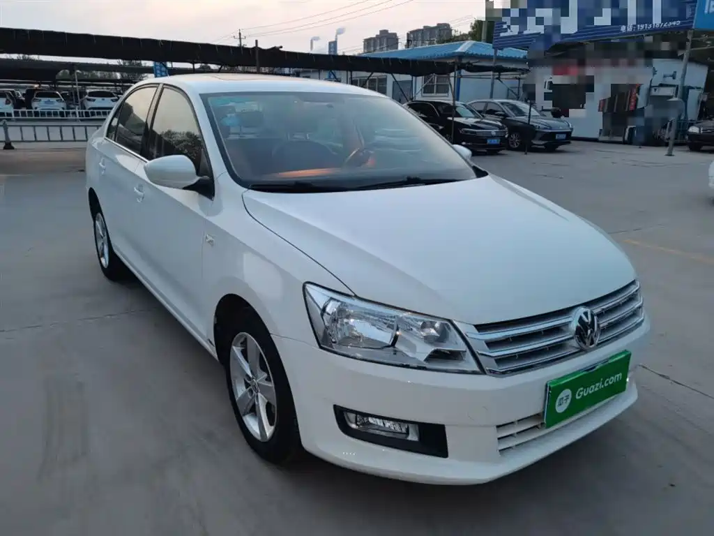 Volkswagen Santana 2015 1.6L Automatic Comfort Edition фото 4