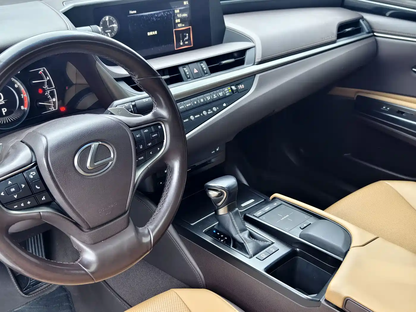 Lexus ES 2020 200 Excellence фото 7