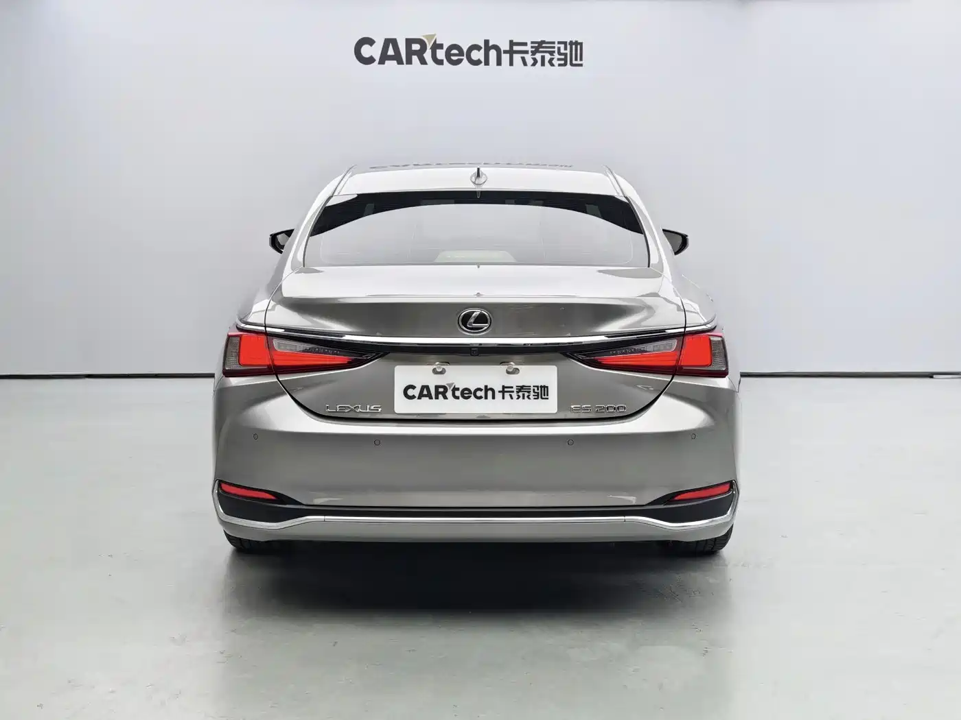 Lexus ES 2020 200 Excellence фото 16